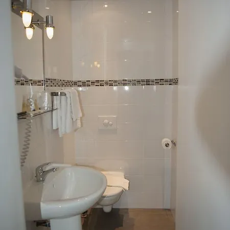 Du Palais 2* Αζάτσιο